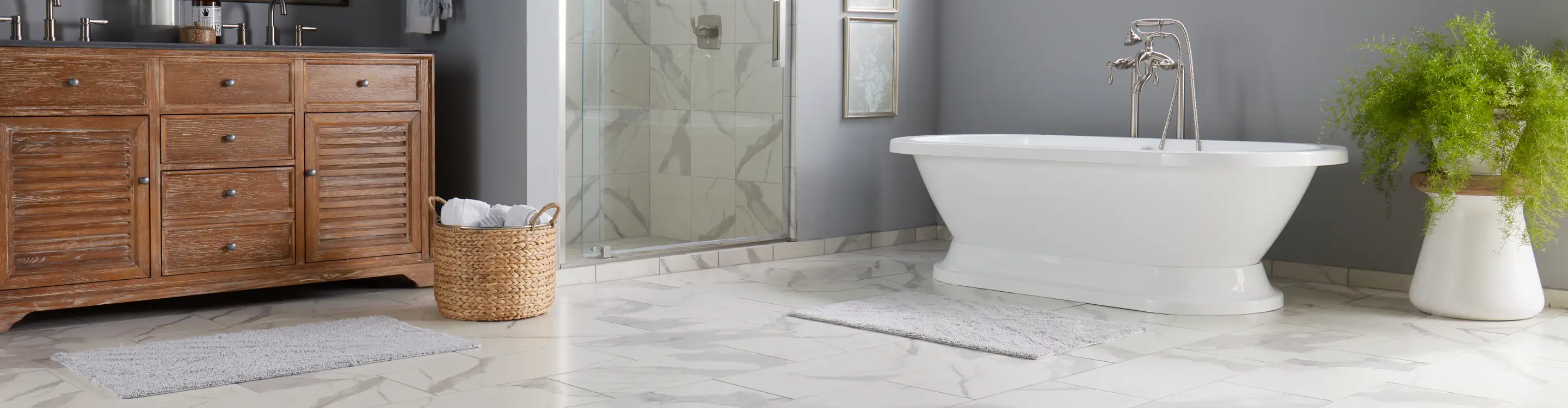 marble tile floors in a bathroom